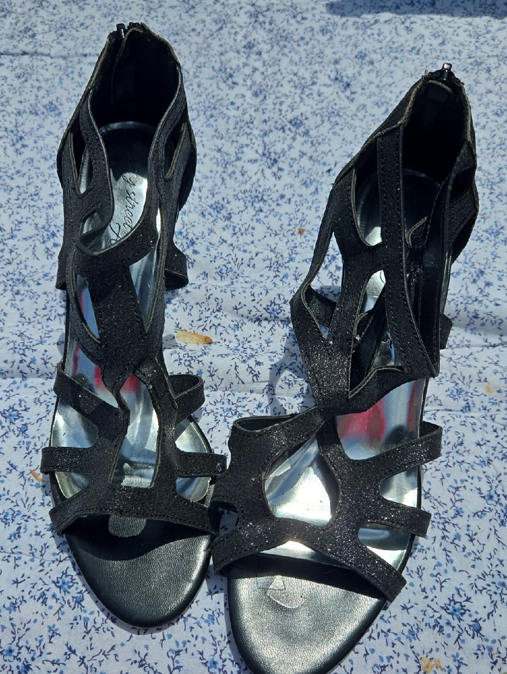 easy street Black Glitter Cutout Strappy High Heels